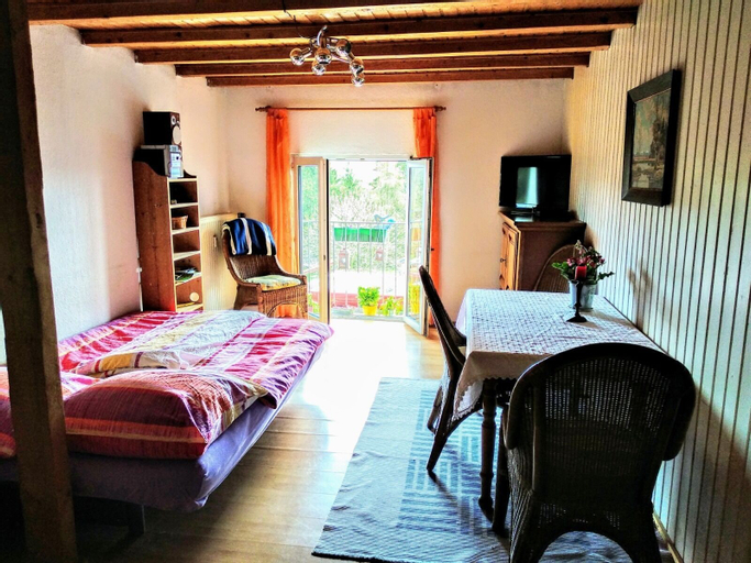 Bedroom 2, Ferienwohnungen Willrich, Euskirchen