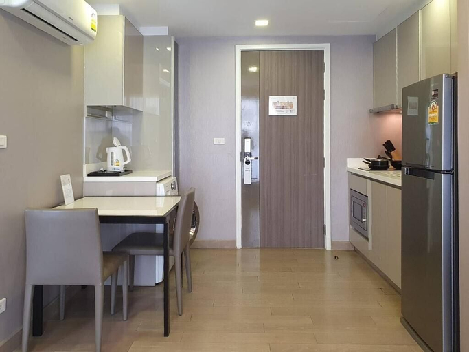 Dining Room 6