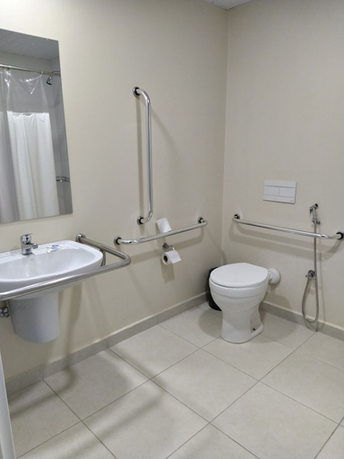 Bathroom 4, Ibis Budget Manhuacu, Manhuaçu