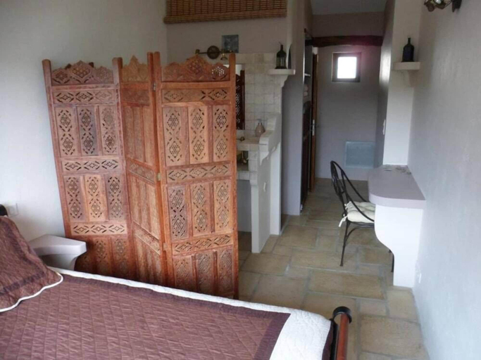 Bedroom 4, Les Gites du Lac - Chambre d'hotes, Var