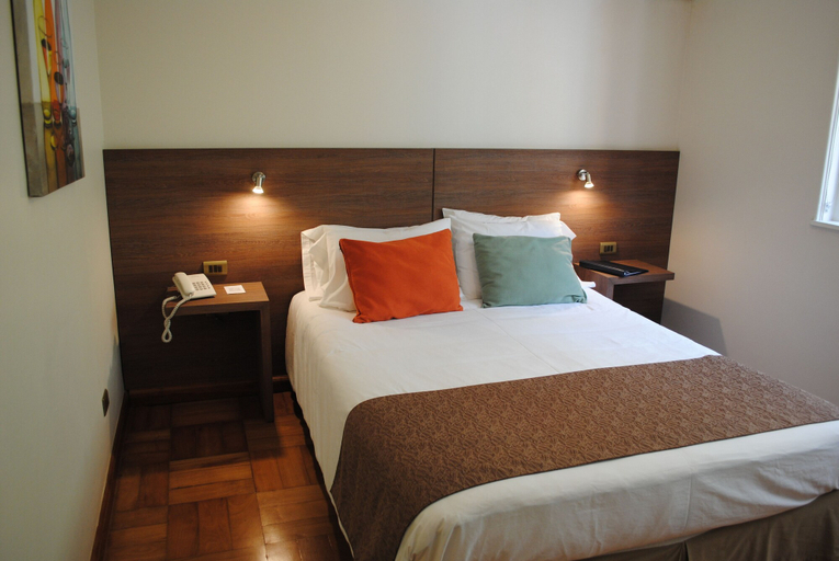 Bedroom 4, Hotel Santa Lucia, Santiago