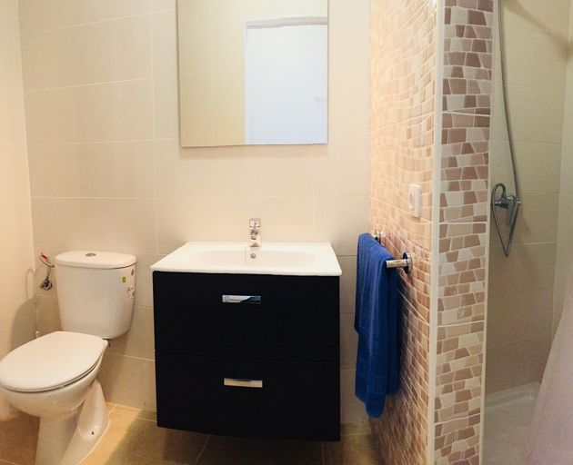 Bathroom 4, Apartamentos Maribel, Las Palmas