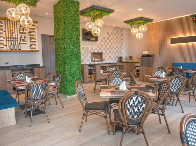Food & Drinks 5, REEC Machala by Oro Verde Hotels, Machala