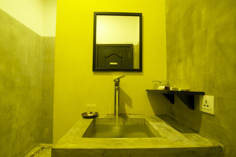 Bathroom 5, De Sonyn Boutique, Siem Reap