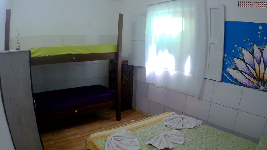 Bedroom 2, Quarto em Kitnet perto da primeira praia, Cairu