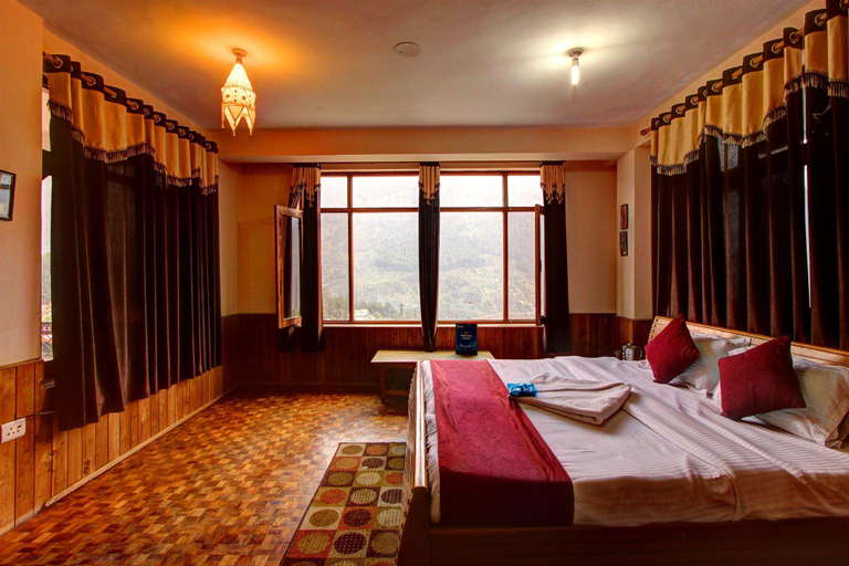 Others 5, indraprastha villas, Kullu