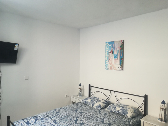 Room 2, Gorgeous Mykonian Studio DT Ornos, South Aegean