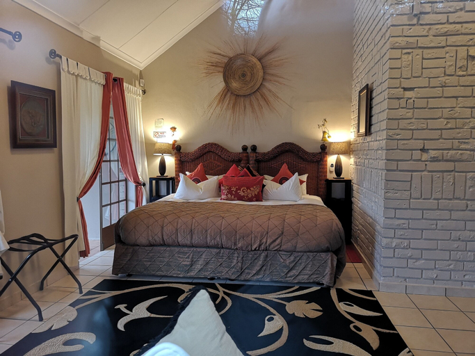 Bedroom 2, Amazian Mountain River Lodge, Sisonke