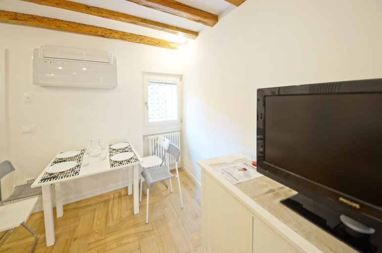 Others 5, DolceVita Apartments N. 413, Venezia
