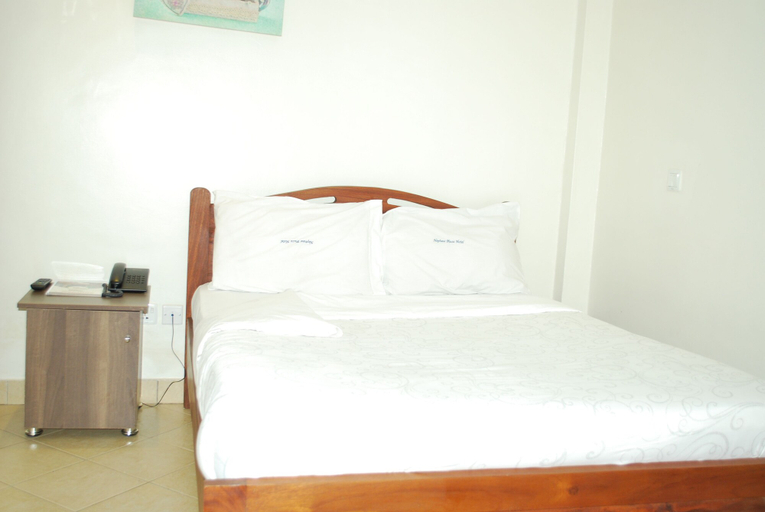 Bedroom 2, Neptune Plaza Hotel, Kampala