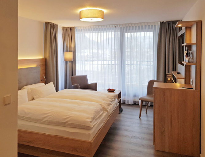 Bedroom 4, Biosphärenhotel Graf Eberhard, Reutlingen