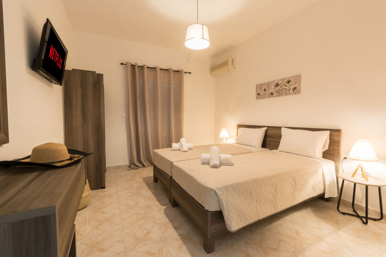 Bedroom 4, Euphoria Complex, Ionian Islands