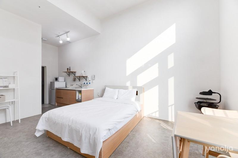 Bedroom 5, Daebudo Tourist Pension, Ongjin