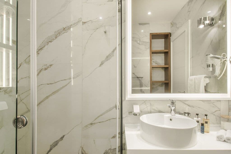 Bathroom 2, Miraval Luxury Rooms, Split