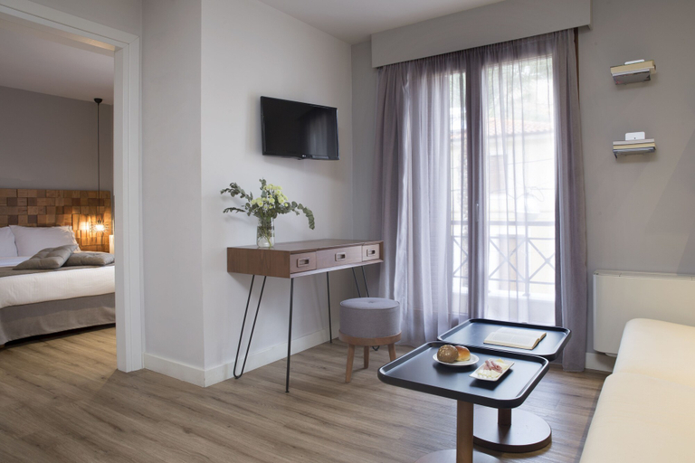 Bedroom 4, Apollon Library Suites, West Greece