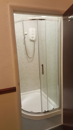 Bathroom 4, Grafton House B&B, Leicester