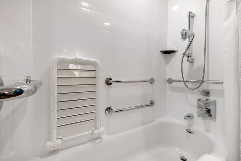 Bathroom 4, Cambria Hotel Mount Pleasant – Charleston, Charleston