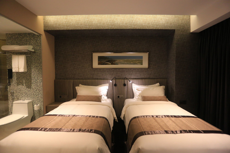 Bedroom 3, Best Western Plus Maple Leaf, Dhaka