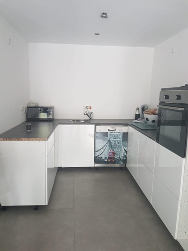 Others 5, Apartment mit Terrasse in Oberhausen, Oberhausen