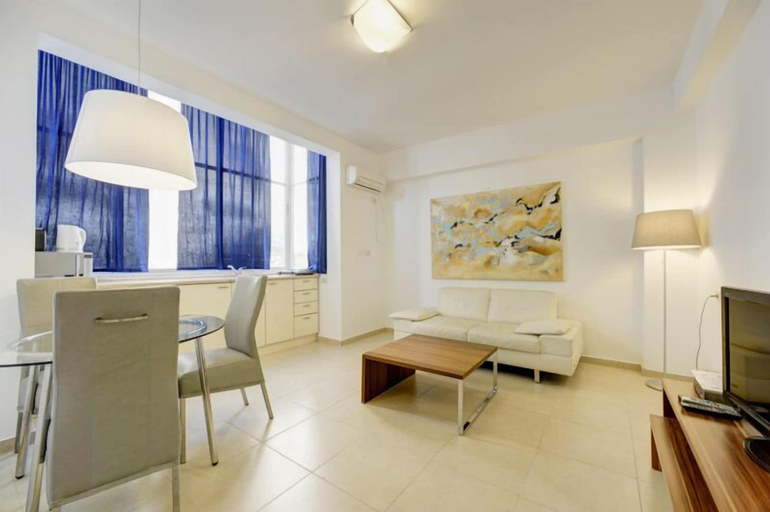 Others 5, TLVSublet Hayarkon