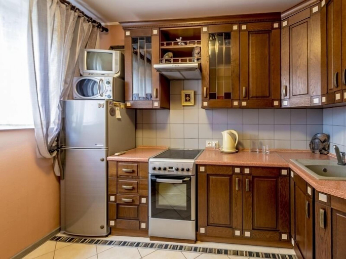 Others 3, Apartment - Bakuleva 10, Western