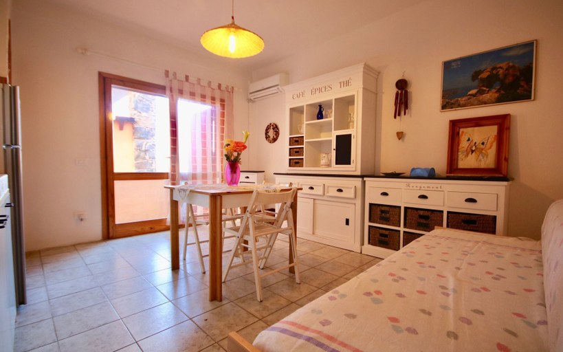 Living area 4, Casa Rosa, Olbia-Tempio