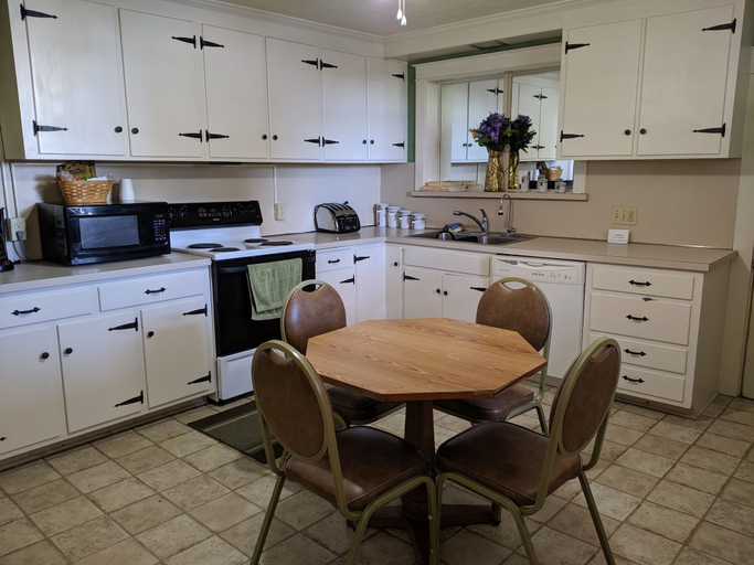 Others 4, Spruce Lane Lodge and Cottages, Lancaster