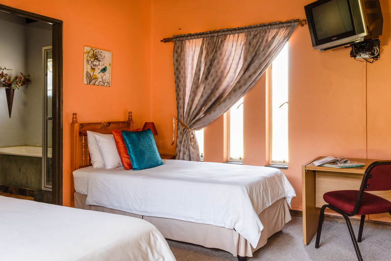 Bedroom 3, Aberfeldy Bed and Breakfast, City of Johannesburg