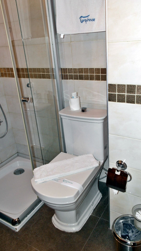 Bathroom 5, Turquhouse Boutique Hotel, Kağıthane