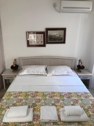 Bedroom 2, Athos Guesthouse