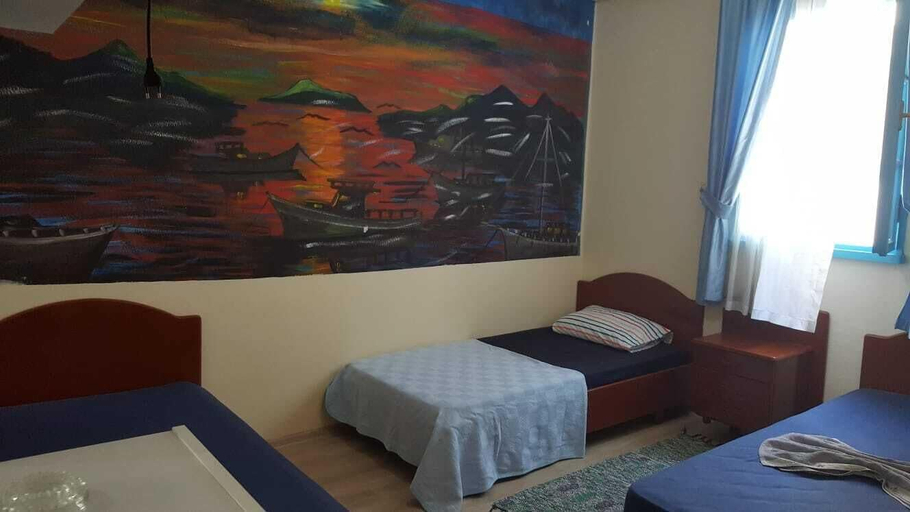 Bedroom 3, GökMavi Pansiyon, Bodrum