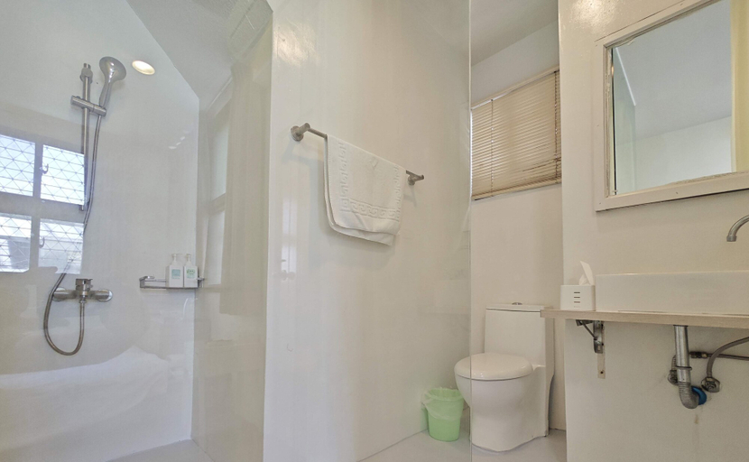 Bathroom 4, Honey House Tainan, Tainan