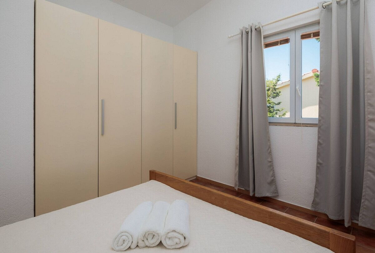 Bedroom 3, Apartments Habek, Jelsa