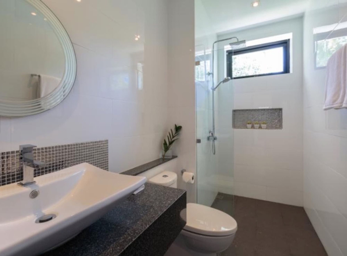 Bathroom, 3 Bedroomed Luxury Ban Tai SDV240-By Samui Dream Villas, Ko Samui