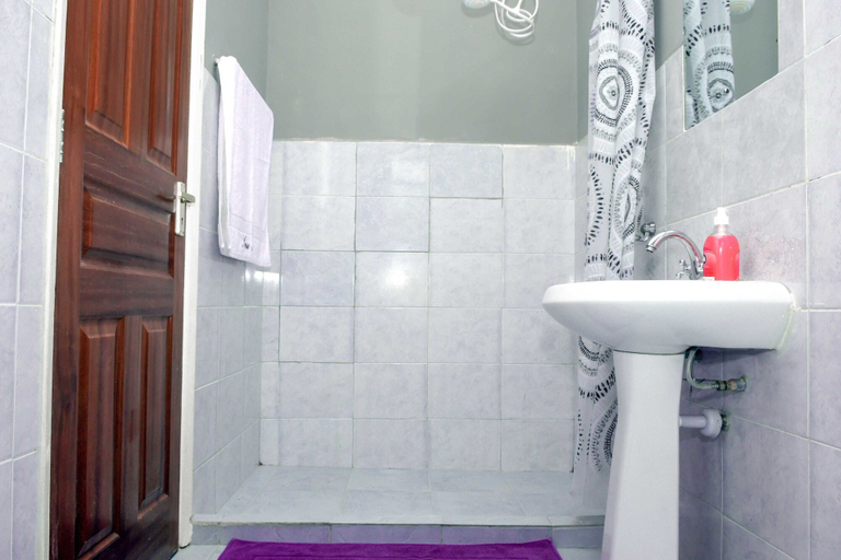 Bathroom 4, Mersha Homes, Embakasi South