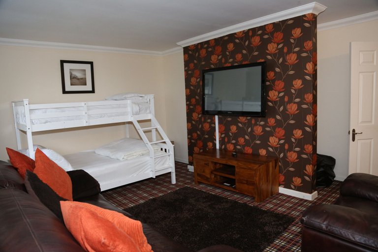 Bedroom 2, Colliford Lake Hotel & Holiday Site, Cornwall