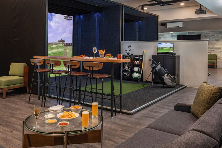 Courtyard by Marriott Boston Andover, Essex