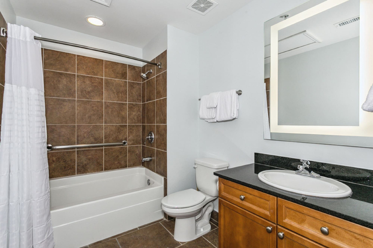Bathroom 5, Beach Club Resort Residence and Spa, Escambia