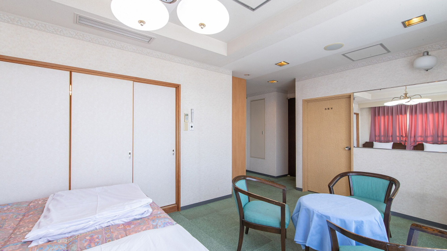 Bedroom 3, Aqua Garden Hotel Fukumaru, Kagoshima