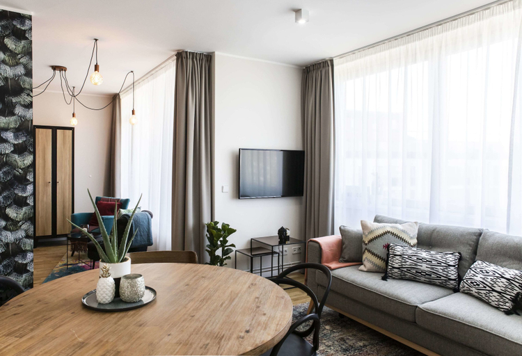 Others 4, rent24 Apartments & Suiten P180, Berlin