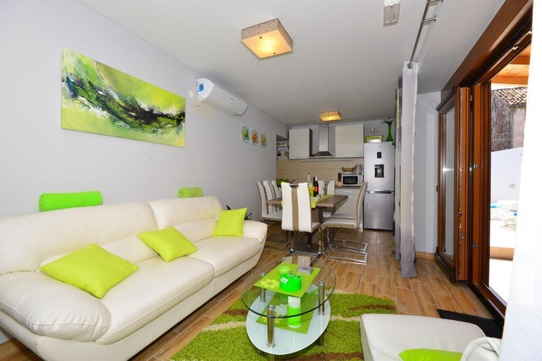 Others 4, Holiday Home Belmondo, Konavle