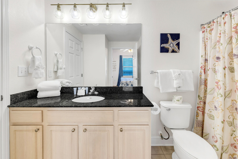 Bathroom 4, Crystal Tower Condos, Baldwin