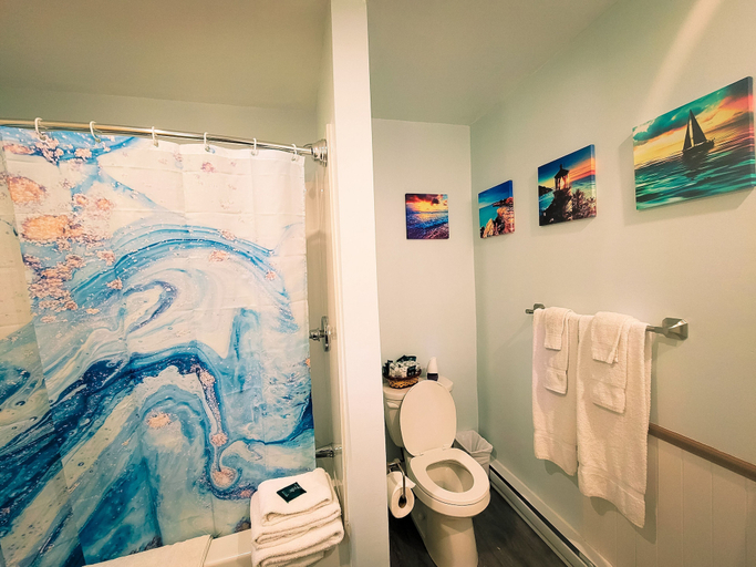 Bathroom 3, Kouch Chalets, Kent