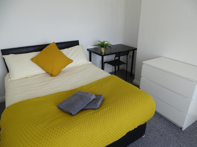 Bedroom 2, Perfect Location for City Centre-university, Sunderland