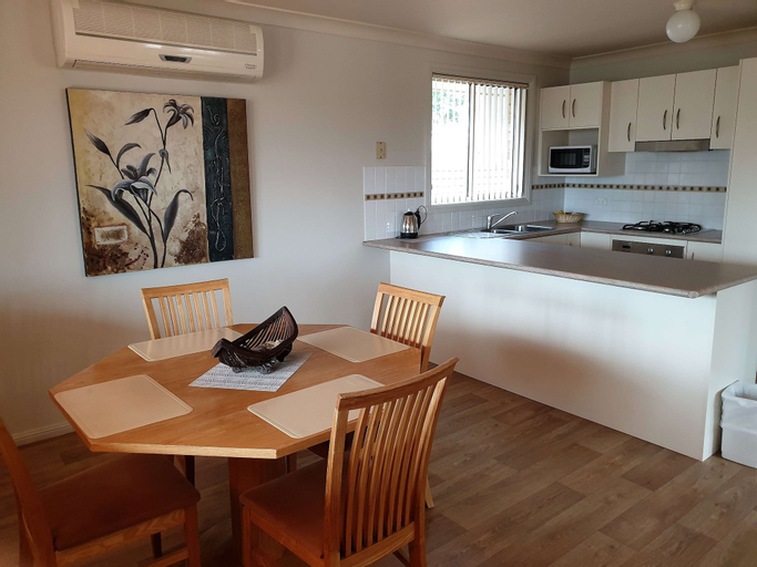 Dining Room 19