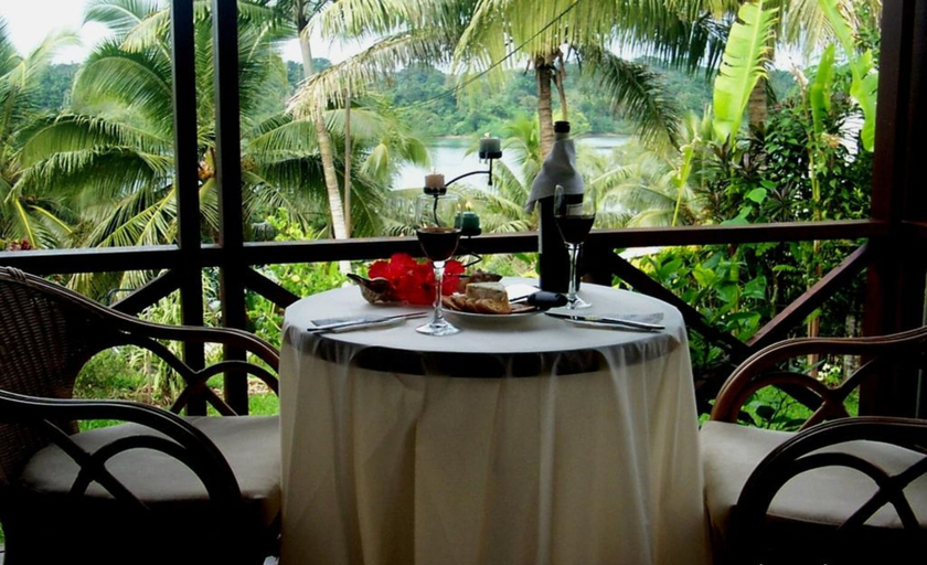 Food & Drinks 5, Seachange Lodge, Port Vila