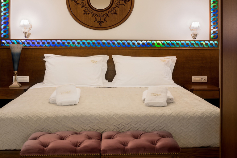 Bedroom 5, Vener Luxury Suites, Crete