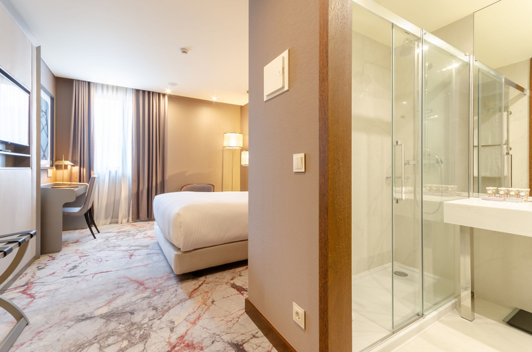 Bedroom 3, TURIM Boulevard Hotel, Lisbon