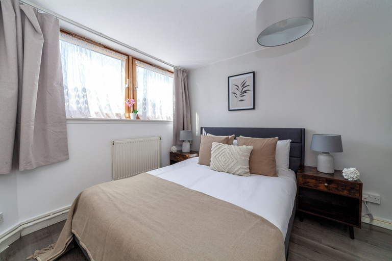 Bedroom 2, The Chelsea Apartments, London
