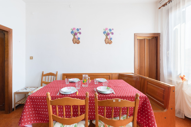 In-room dining 4, Venice Apartment near Station Santa Lucia, Venezia